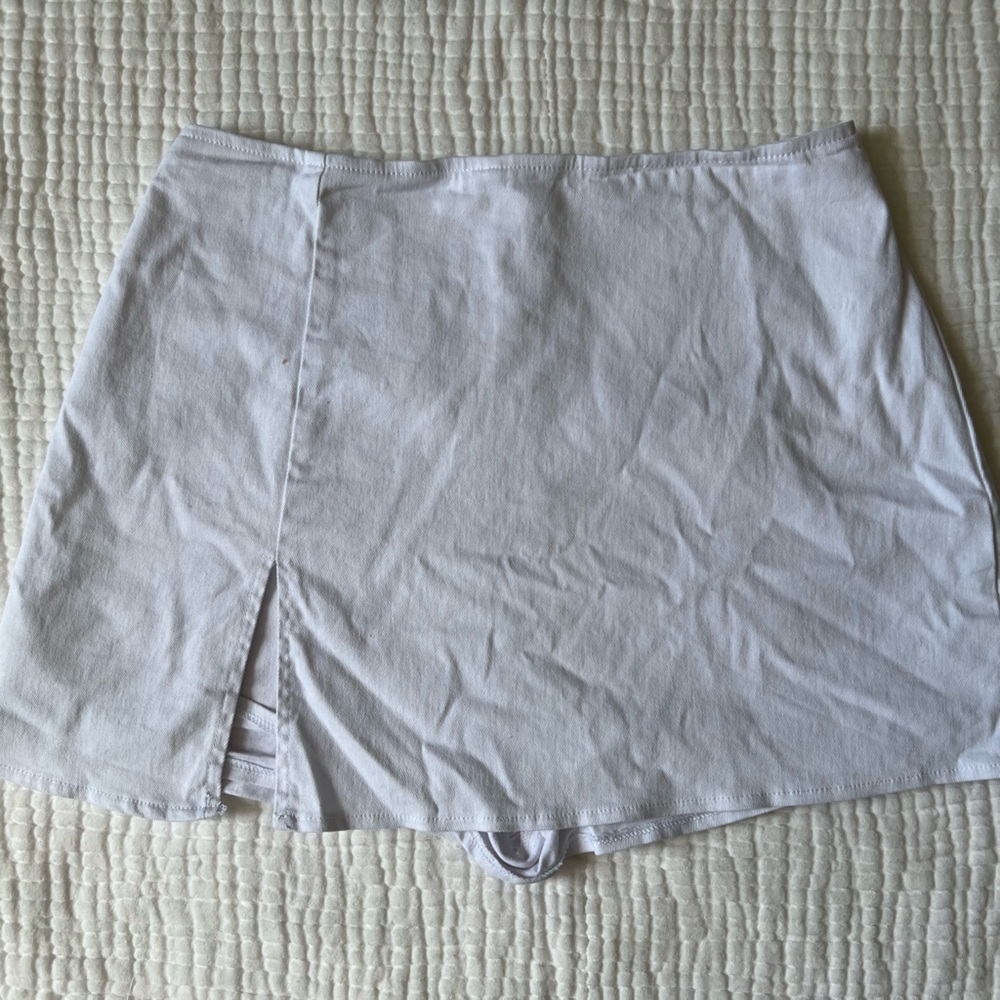 L.A hearts white mini skirt